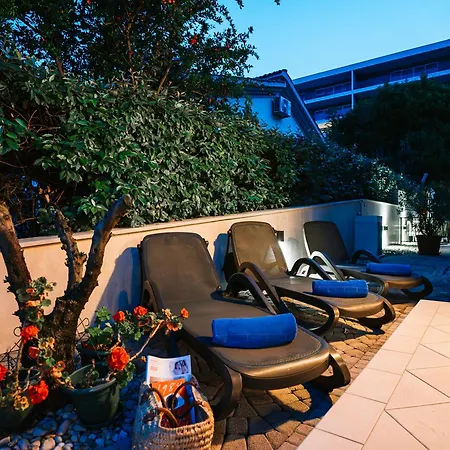 Marid Apartment *