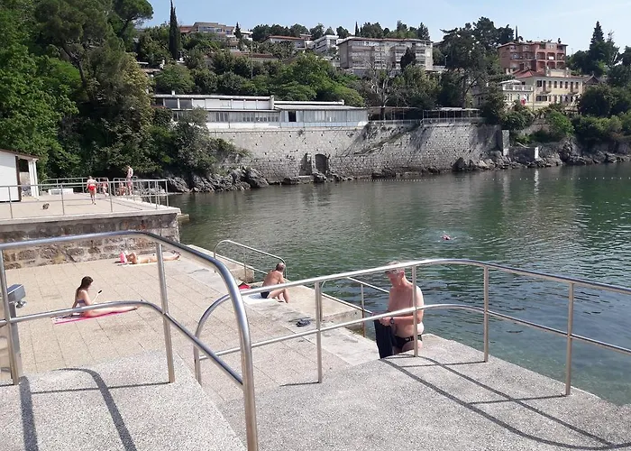 公寓 Marid 奥帕提亚